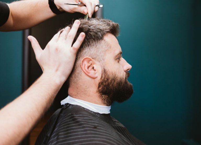 10 Regular Haircut Styles for Men [With Pictures!]