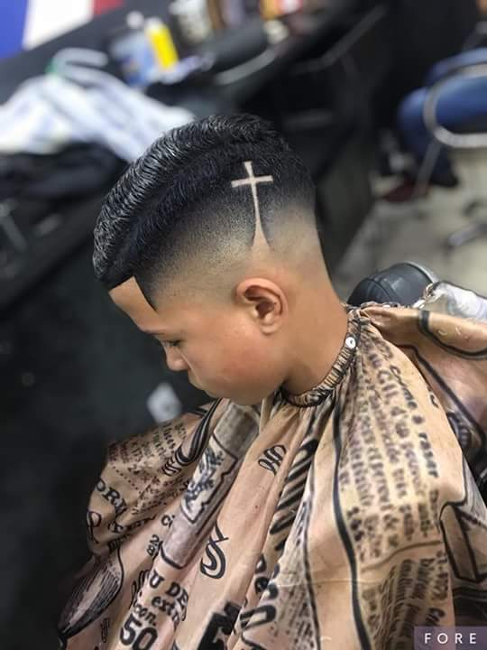 Takuache Haircut With Cross